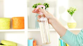 odświeżacze w sprayu